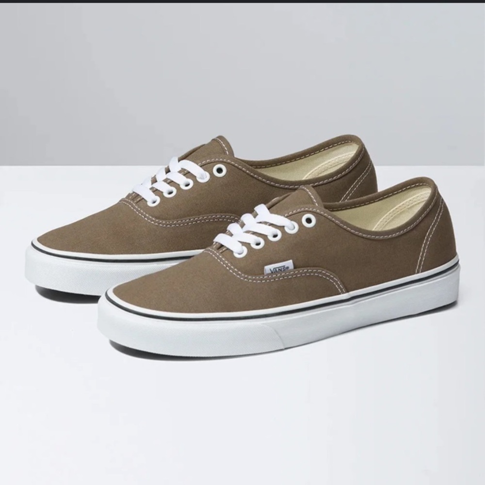 Vans Womens's Authentic Shoes - Brown